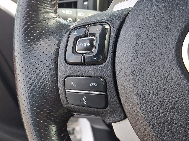 Used 2019 Lexus IS 300 F Sport w/ F Sport Package AWD/4WD image 7