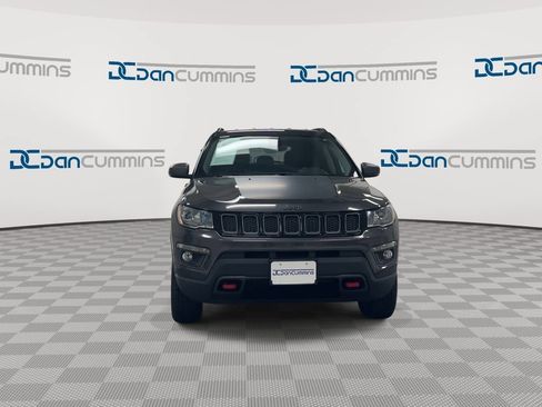 Used 2019 Jeep Compass Trailhawk AWD/4WD image 3