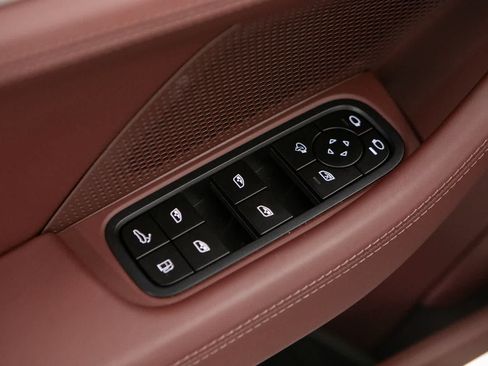 New 2026 Porsche Panamera 4 AWD/4WD image 23
