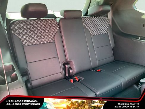 New 2026 GMC Acadia Denali w/ Super Cruise Package FWD image 18