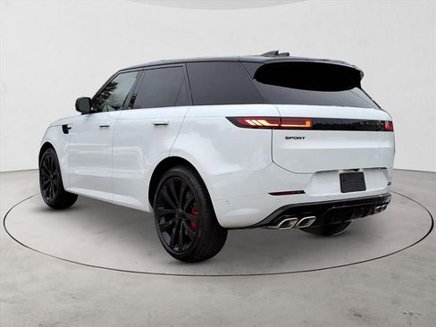 New 2026 Land Rover Range Rover Sport Dynamic SE image 7