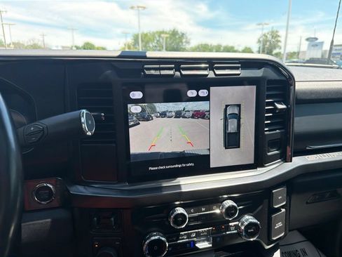 Used 2023 Ford F250 Lariat w/ Sport Appearance Package AWD/4WD image 29