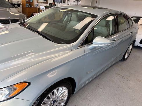 Used 2014 Ford Fusion SE w/ Equipment Group 502A image 3