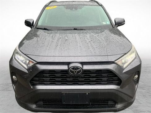 Used 2019 Toyota RAV4 XLE Premium w/ Cold Weather Package AWD/4WD image 8