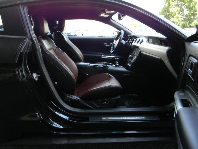 Used 2016 Ford Mustang GT Premium RWD image 13