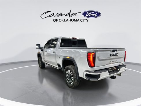 Used 2024 GMC Sierra 2500 Denali Ultimate w/ Max Trailering Package image 6