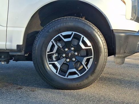 Used 2022 Ford F150 Lightning Pro image 10