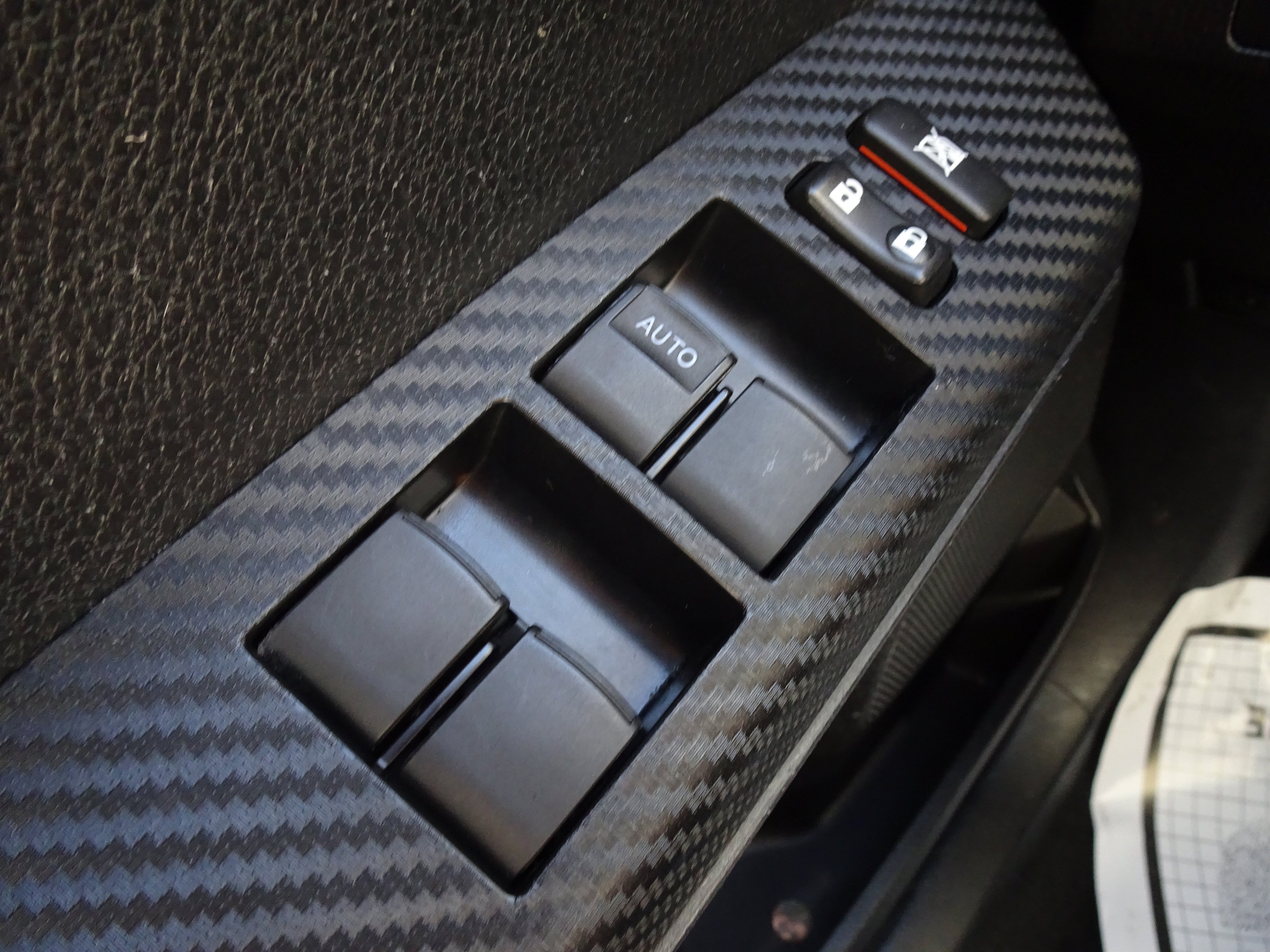 Used 2014 Toyota RAV4 Limited w/ Technology Package AWD/4WD image 24