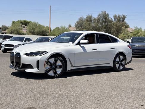 Used 2023 BMW i4 eDrive35 w/ Premium Package RWD image 2