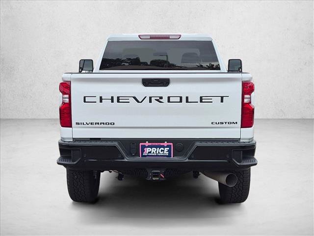 Used 2025 Chevrolet Silverado 2500 Custom w/ Custom Value Package AWD/4WD image 6