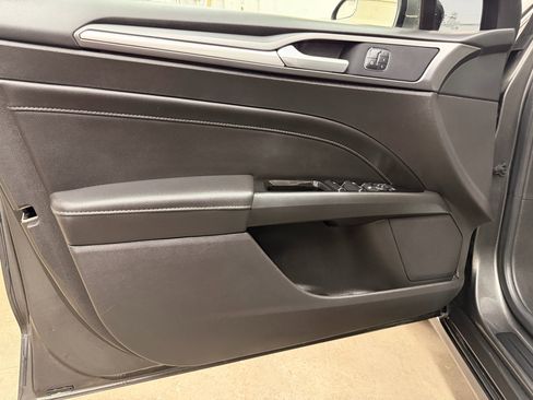 Used 2016 Ford Fusion Energi Titanium image 12