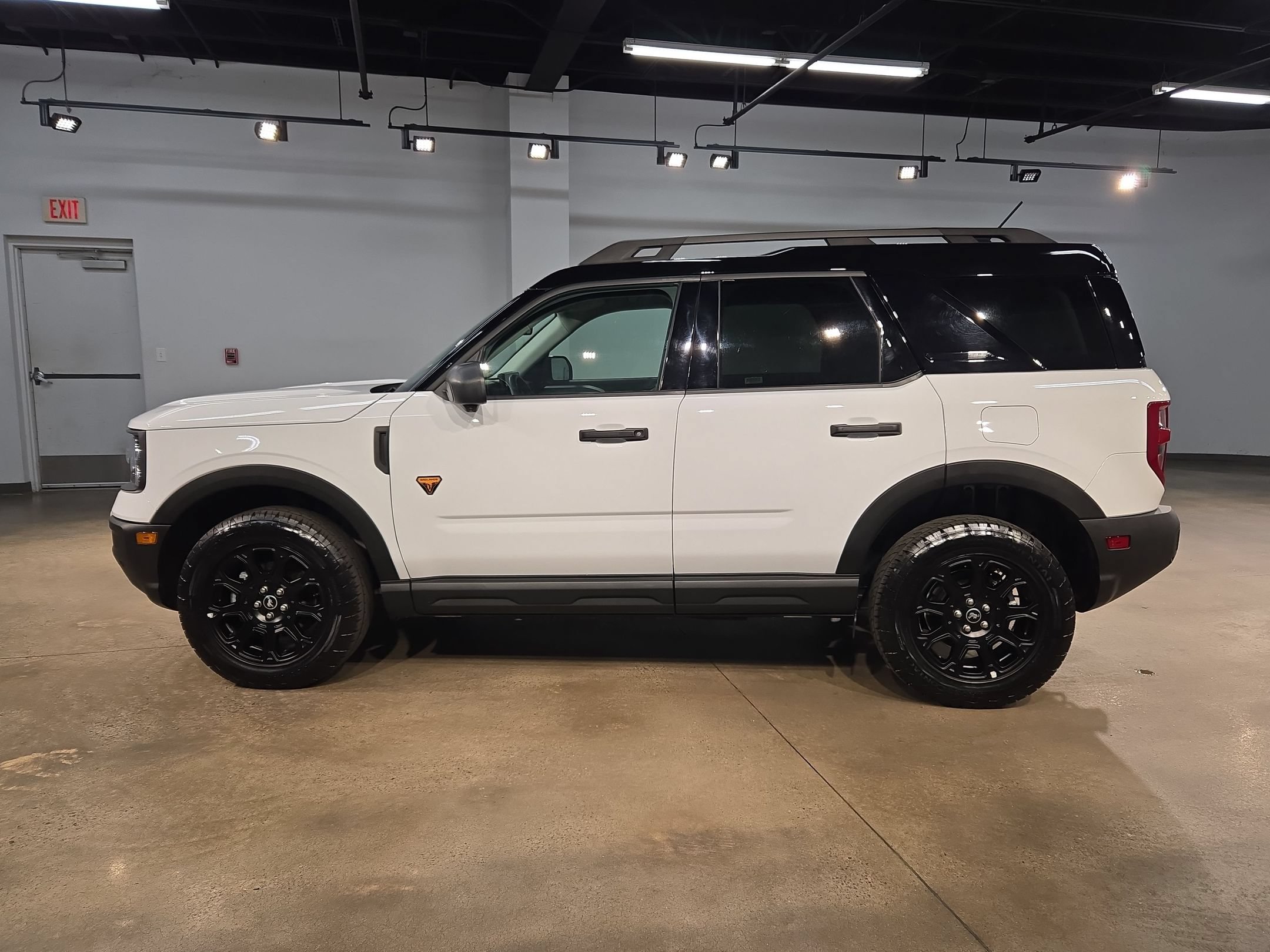 Used 2025 Ford Bronco Sport Badlands AWD/4WD image 4