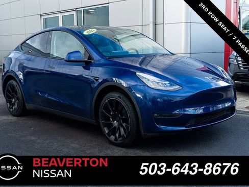 Used 2022 Tesla Model Y Long Range image 1