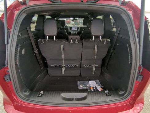 New 2026 Chrysler Voyager LX image 14