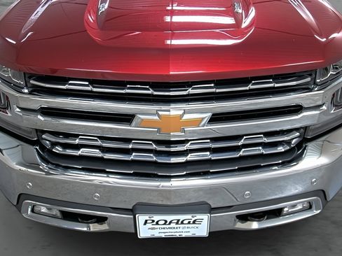 Used 2019 Chevrolet Silverado 1500 LTZ w/ LTZ Plus Package AWD/4WD image 16