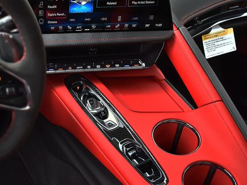 New 2026 Chevrolet Corvette Stingray Preferred Conv w/ 2LT image 30