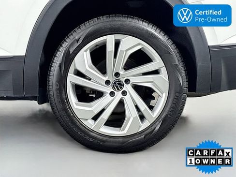 Certified 2022 Volkswagen Atlas SE w/ Panoramic Sunroof Package image 33