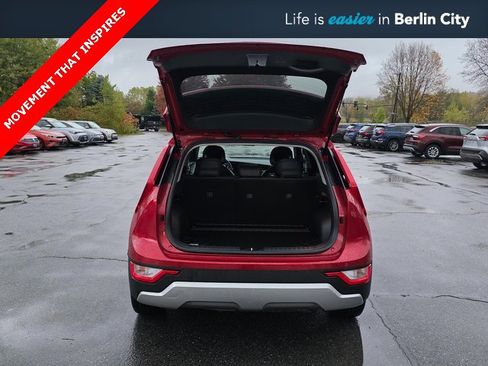 New 2025 Kia Niro EX image 9