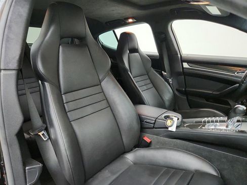 Used 2014 Porsche Panamera Turbo image 28