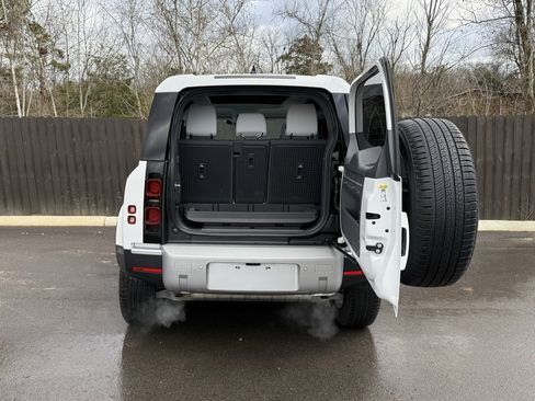 Certified 2025 Land Rover Defender 90 S image 5