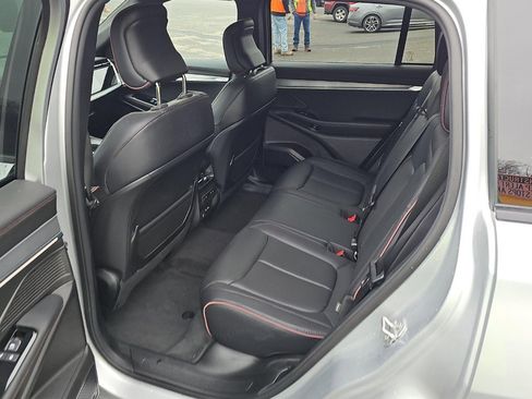 Used 2024 Jeep Wagoneer Launch Edition image 10