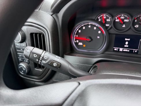 Used 2025 Chevrolet Silverado 3500 W/T image 21
