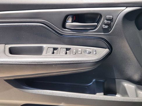 Certified 2024 Honda Odyssey EX-L image 23