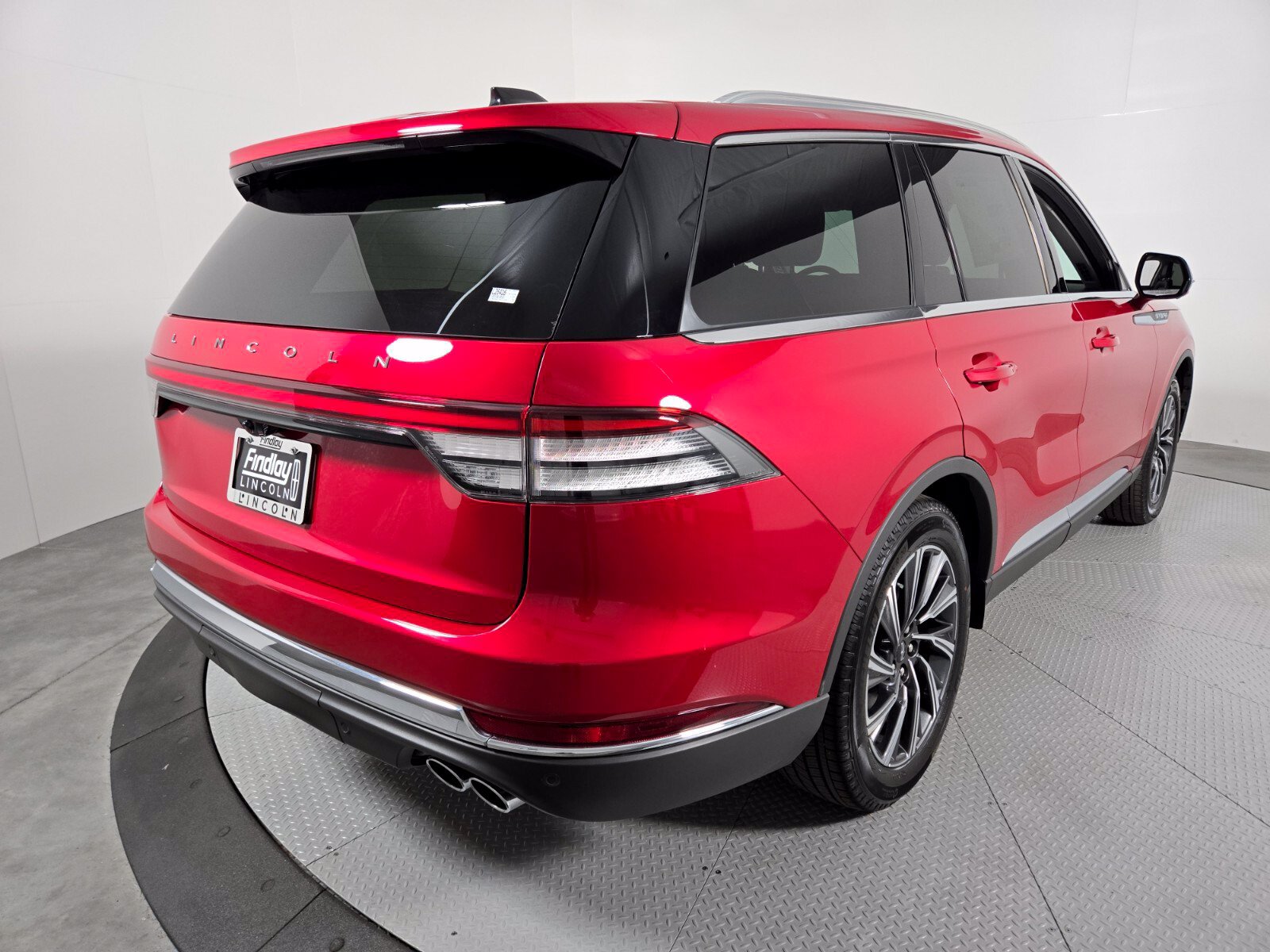 New 2026 Lincoln Aviator 2WD image 4