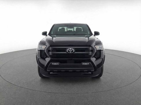 Certified 2025 Toyota Tacoma SR5 image 2