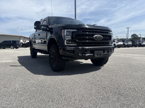 Used 2020 Ford F250 Lariat AWD/4WD image 3