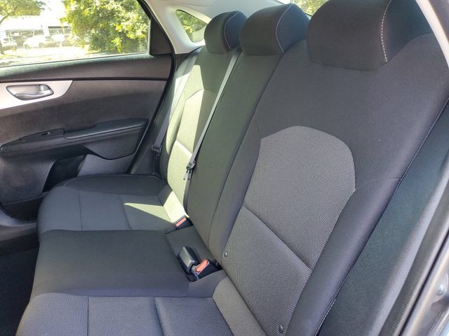 Used 2023 Kia Forte LXS FWD image 10
