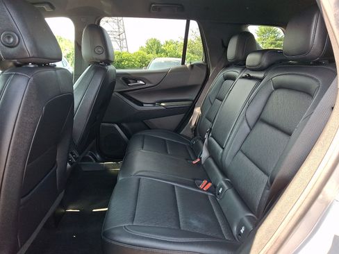 Used 2026 Chevrolet Equinox LT w/ Convenience Package II FWD image 10