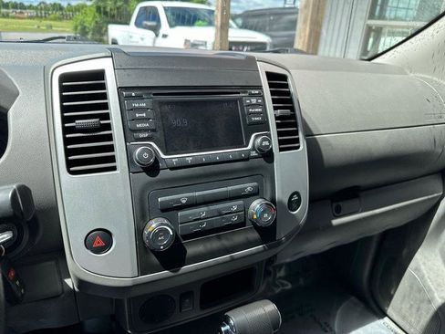 Used 2018 Nissan Frontier SV RWD image 13