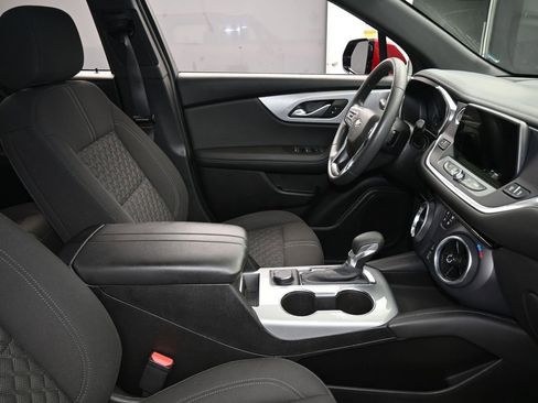 Used 2022 Chevrolet Blazer LT image 32