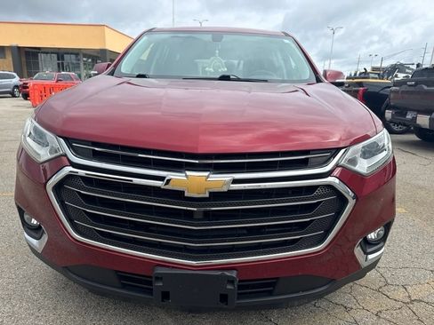 Used 2018 Chevrolet Traverse LT AWD/4WD image 2