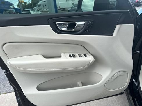 Used 2025 Volvo XC60 T8 Plus w/ Protection Package Premier AWD/4WD image 16