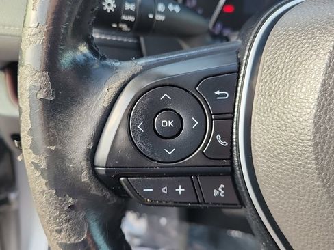 Used 2019 Toyota RAV4 Limited FWD image 21