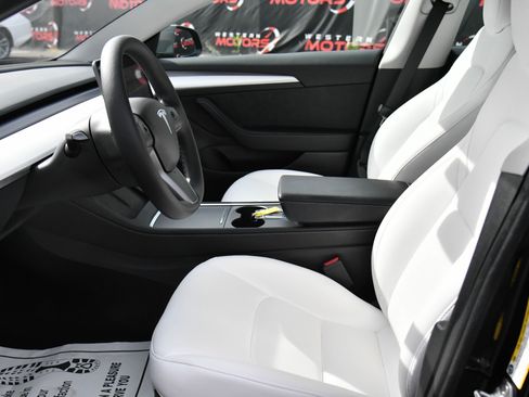 Used 2023 Tesla Model 3 Standard Range RWD image 17