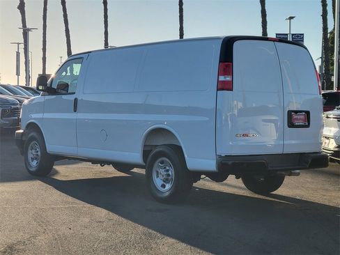 New 2025 Chevrolet Express 2500 Work Van w/ Driver Convenience Package image 2
