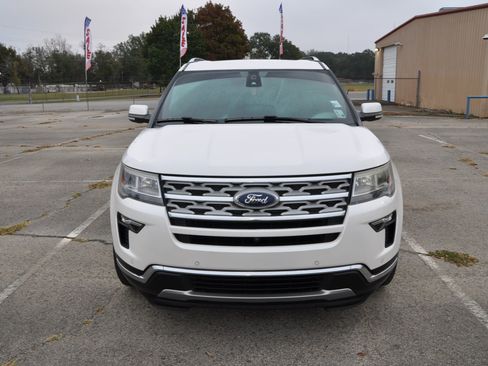 Used 2018 Ford Explorer Limited w/ Equipment Group 301A image 8