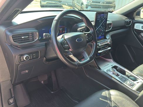 Used 2023 Ford Explorer ST w/ Equipment Group 401A AWD/4WD image 17