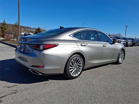Used 2019 Lexus ES 350 Luxury w/ Accessory Package image 6