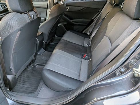 Used 2019 Subaru Crosstrek 2.0i w/ Eyesight System image 30