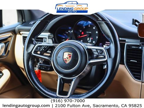 Used 2018 Porsche Macan image 14