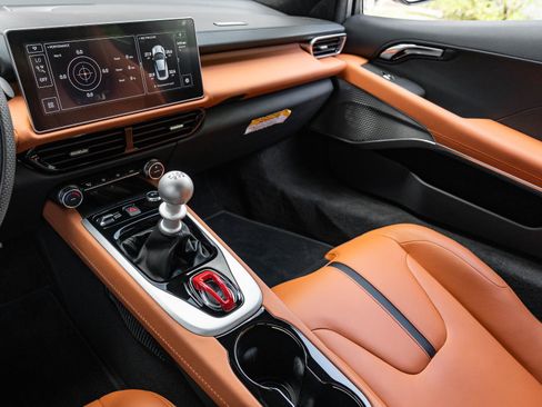Used 2025 Lotus Emira RWD image 18