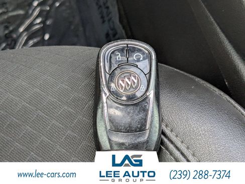 Used 2018 Buick Encore Preferred image 27