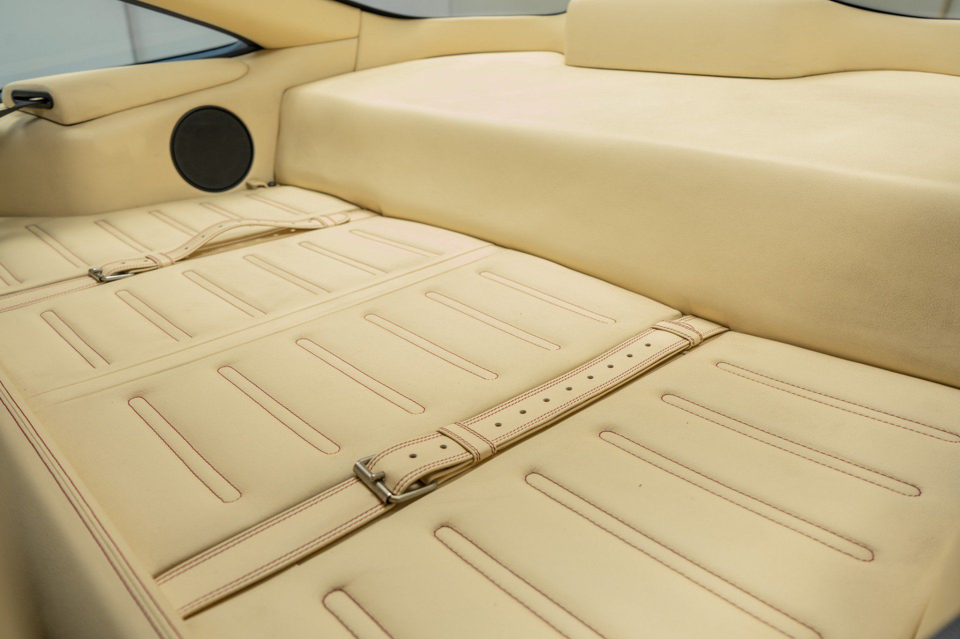 Used 2002 Ferrari 575M Maranello RWD image 16