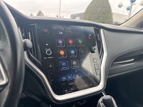 Used 2021 Subaru Outback Premium image 11