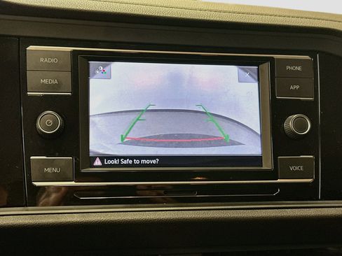 Used 2022 Volkswagen Jetta SE FWD image 23