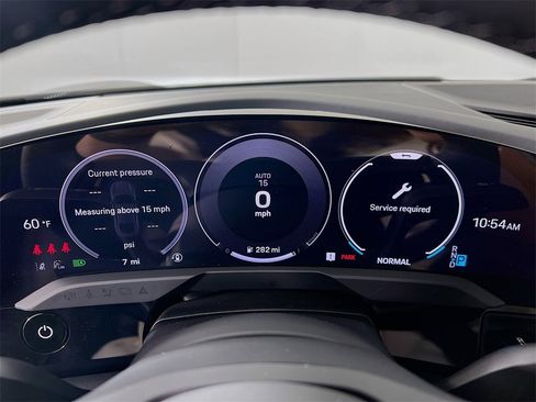 New 2026 Porsche Taycan image 13